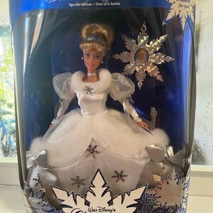 1996 Mattel Barbie doll Cinderella Disney Holiday princess 16090 new in box